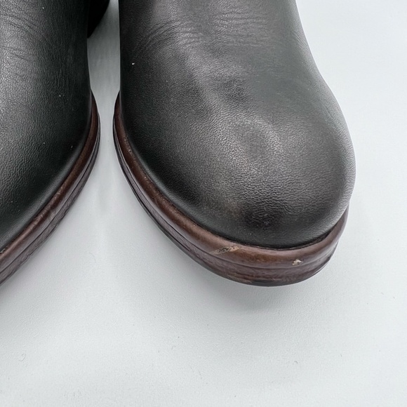 Pikolinos Ordinos Ankle boot with Leather accent strap & buckle, sz 35 black tan - Picture 7 of 10